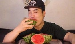 咸阳网红吃瓜事件是真的吗,真相揭秘还是网络谣言？